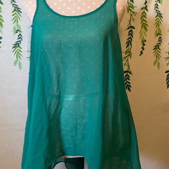Size S Lush Blue Green Flowy Tank Top B1 - Picture 1 of 3